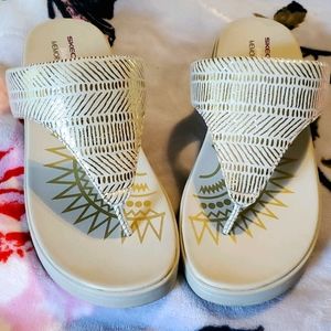 Skechers sandals size 10W NWT